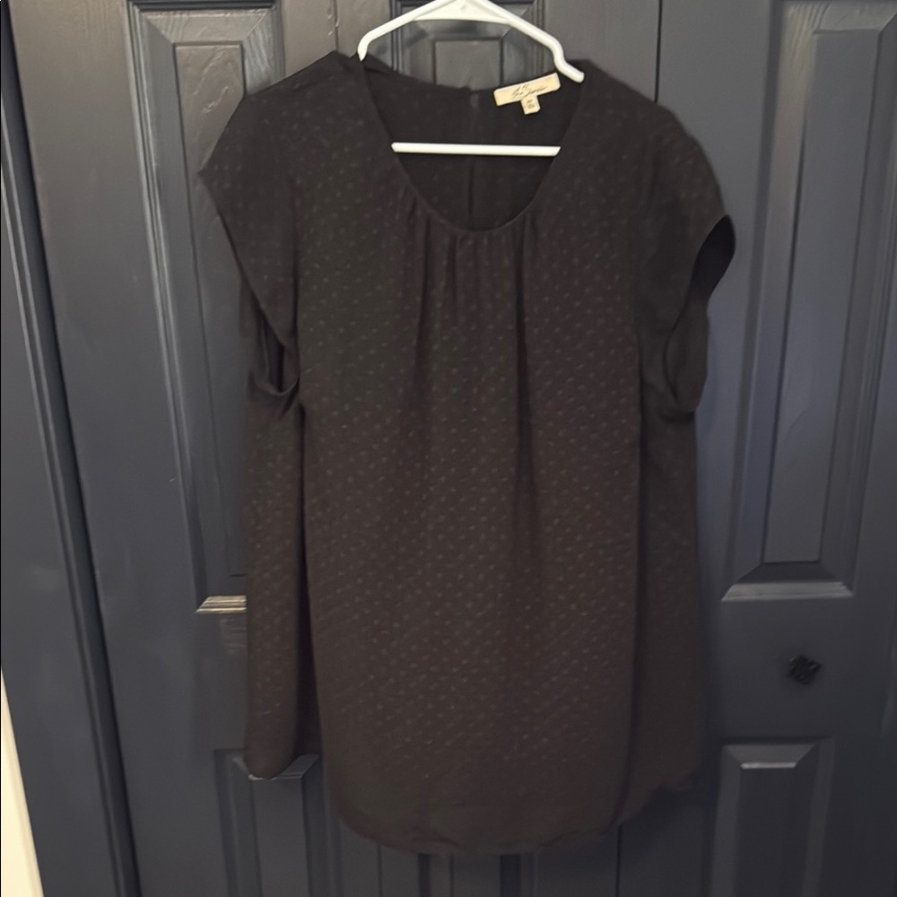 Relaxed Black Cap Sleeve Blouse